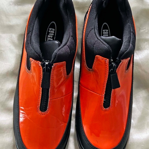 RAIN SHOES, RUBBER, LADIES SZ 8, WATERPROOF, ZIPPERS ON VAMP, ORANGE AND BLACK, - Picture 9 of 13